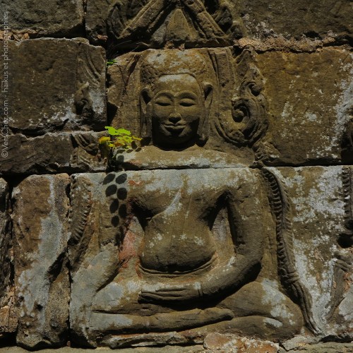 boudha-angkor-haiku-VersChez