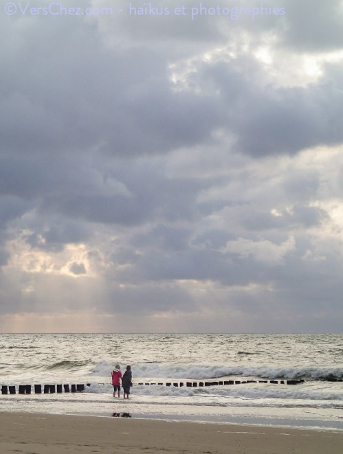 vague-enfants-mer-nord-haiku